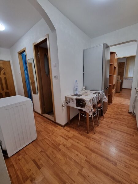 Drumul Taberei, metrou Raul Doamnei la 1 minut, renovat, AC, TV, ocazie!